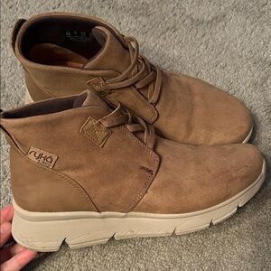 Ryka Candid Womens Water Repellent Lace-Up Ankle Boots beige tan  6.5M